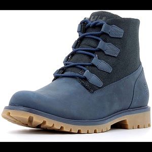 Helly Hansen Women’s Cordova Boot, Size 8.5